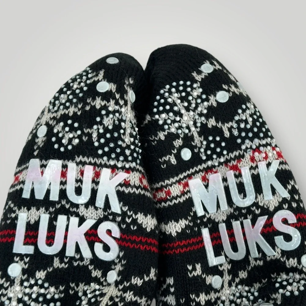 NEW Muk Luks Cabin Socks Womens L XL Black Fair Isle Faux Fur Slipper Gripper